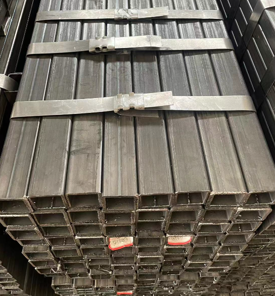 西青工业用梯子 镀锌管焊接梯子 铁梯子方管梯