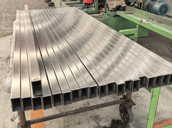 西青建筑工程行业用不锈钢无缝钢管